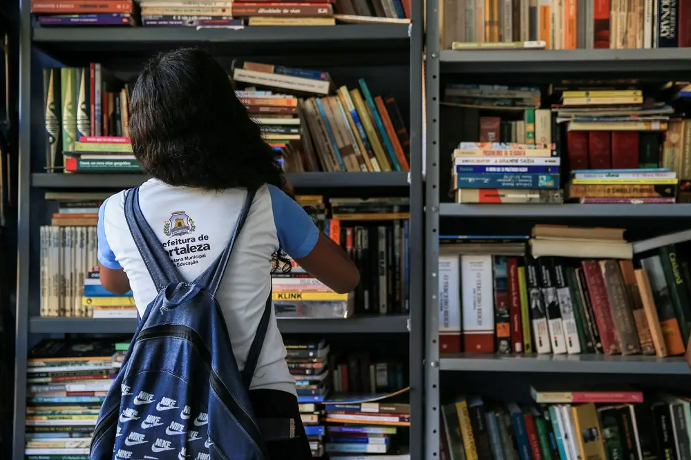 Imagem da notícia: 79% dos projetos de incentivo à leitura no Brasil estão nas redes sociais, aponta mapeamento 