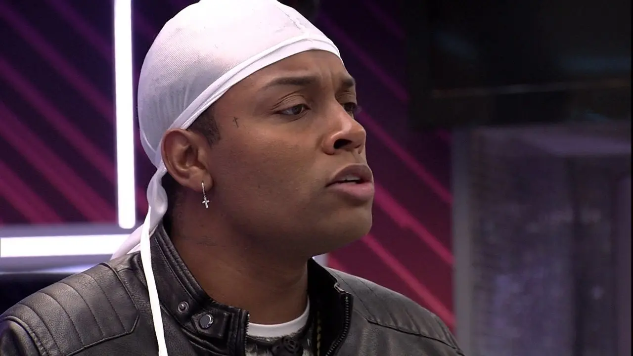 Imagem da notícia: Nego Di diz que foi bloqueado por Boninho nas redes após comentar BBB 21: 'será que falei demais?'