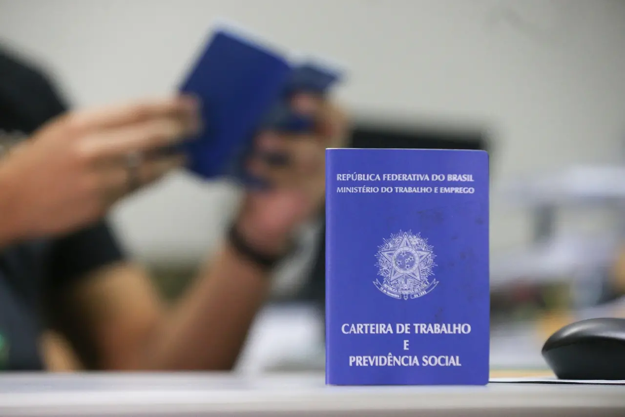Imagem da notícia: O que se sabe até agora sobre o retorno da redução de salários e jornadas