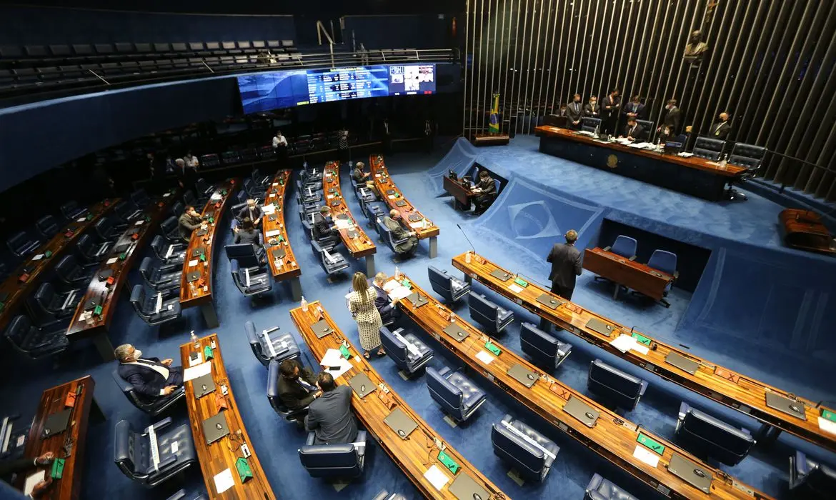 Imagem da notícia: Senado Federal aprova PEC Emergencial em segundo turno