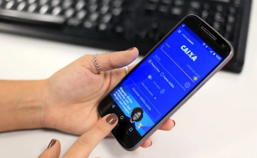 Imagem da notícia: Com alta demanda, Caixa limita acessos ao app, e clientes relatam dificuldade para entrar na conta