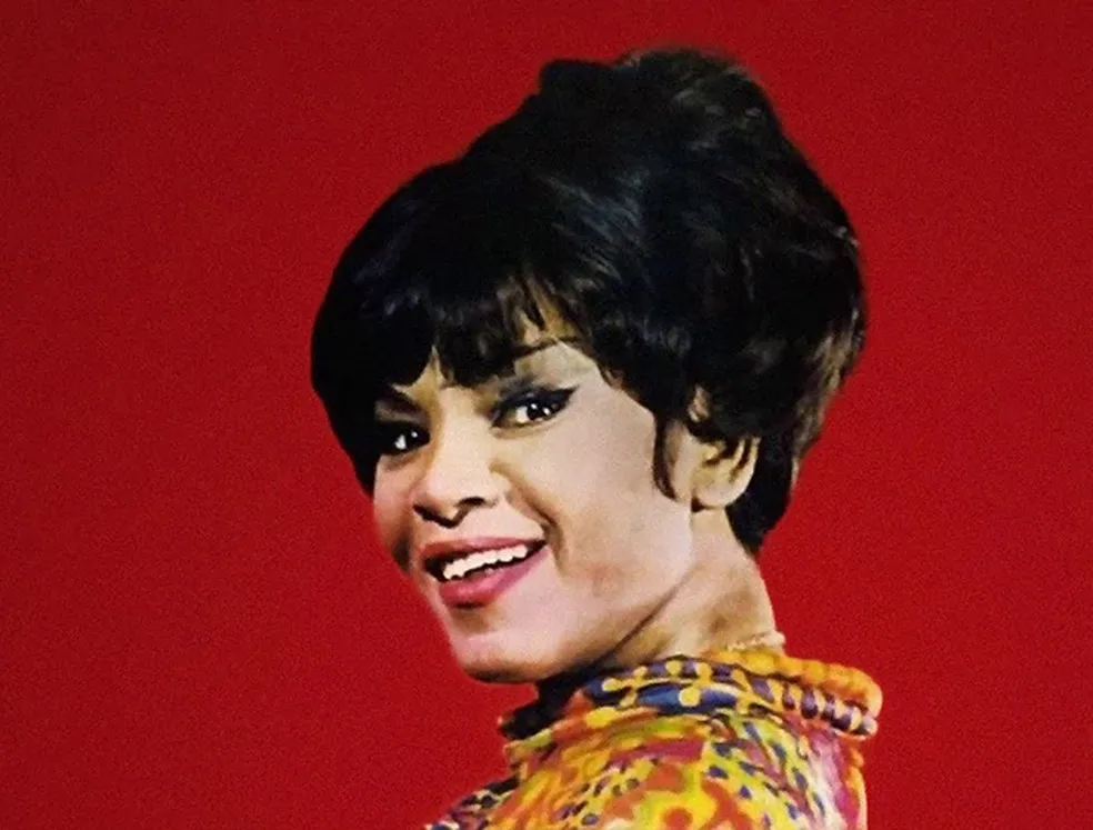 Elza Soares no início da carreira, ainda nos anos de 1960