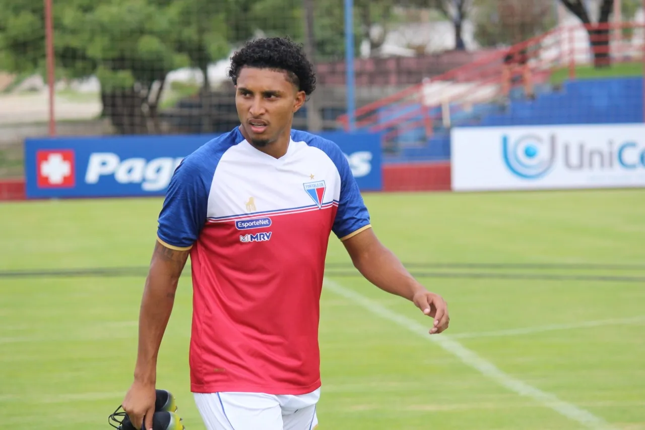 O volante Éderson chegou ao clube para 2021 e rejuvenesceu o meio-campo da equipe