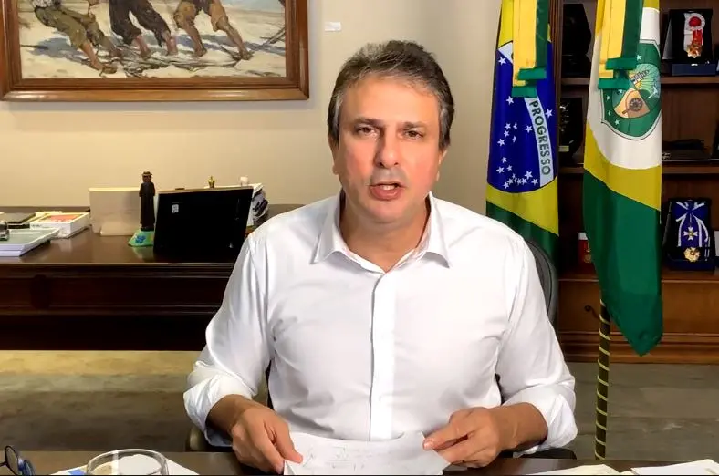 Imagem da notícia: Governo do Ceará vai custear conta de água de famílias de baixa renda por dois meses