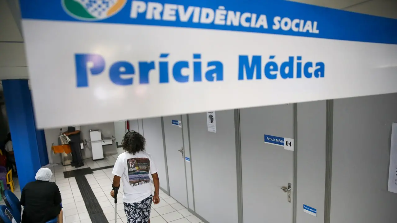 Imagem da notícia: INSS pode pagar auxílio-doença sem perícia médica em 2021