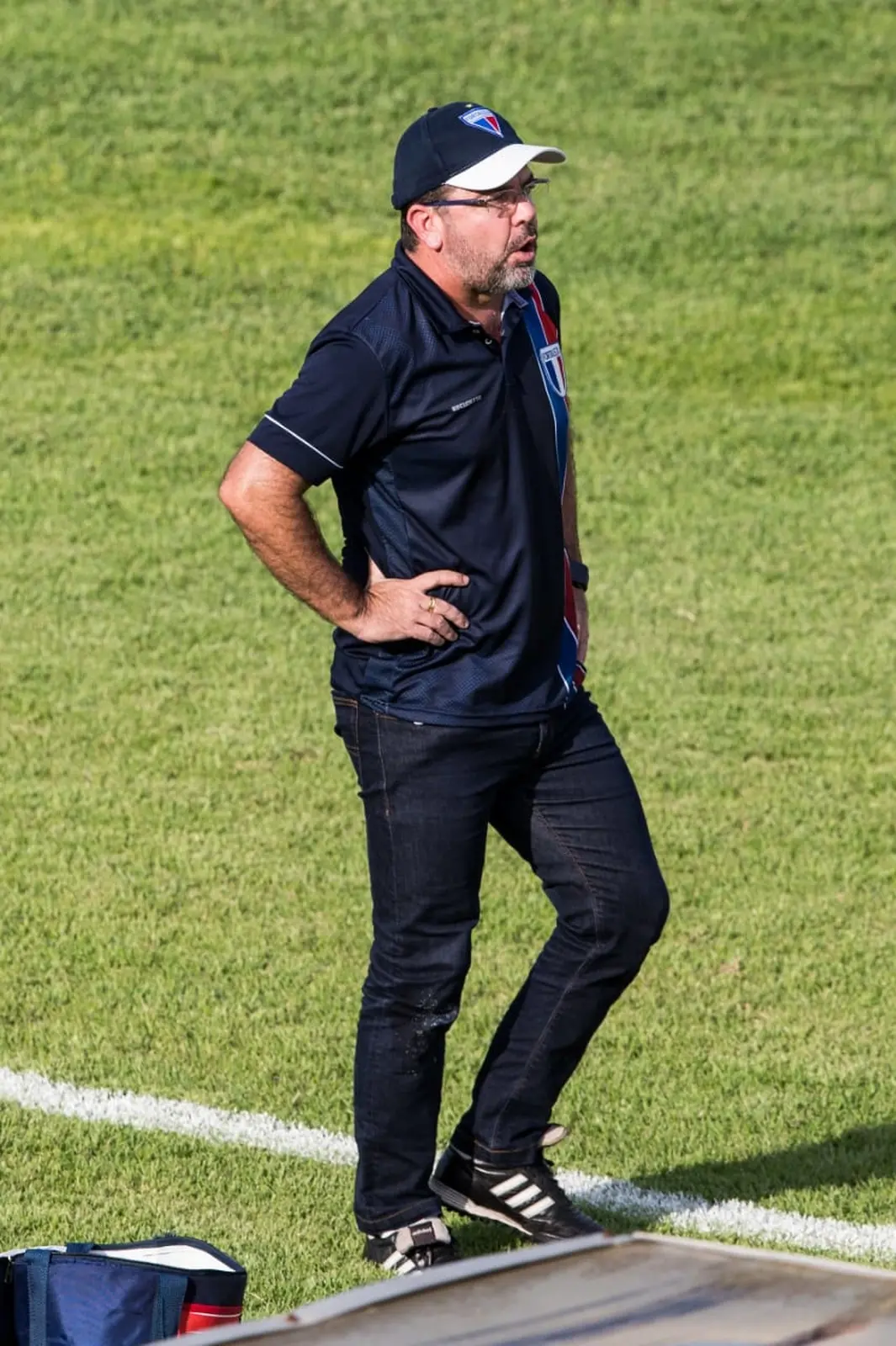 Imagem da notícia: Enderson elogia atuação do Fortaleza e alerta: 