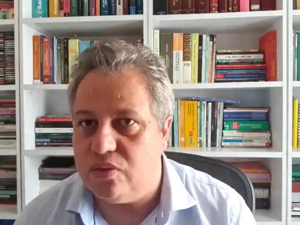 Imagem da notícia: De fura-filas à falta de oxigênio: as principais dificuldades do Ministério Público na pandemia