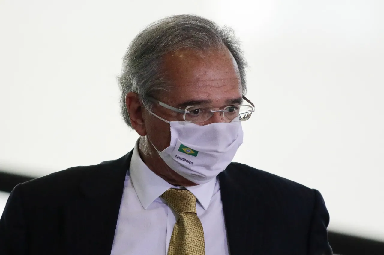 Guedes articula regras desde o Carnaval, mas pacote empacou por conta do Orçamento