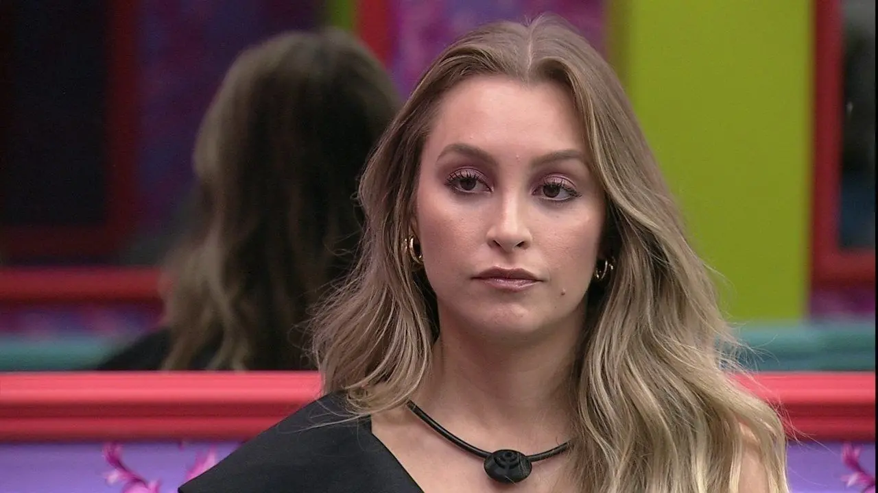 Imagem da notícia: Carla Diaz é favorita a sair do BBB 21, aponta parcial de enquete do Diário do Nordeste