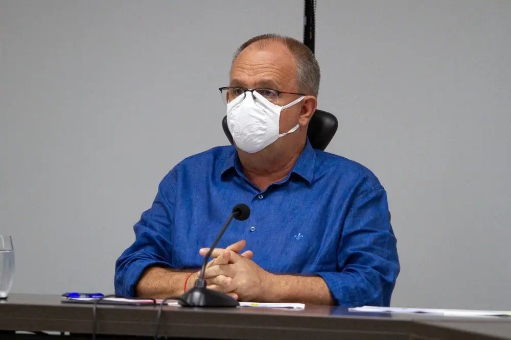 Governador