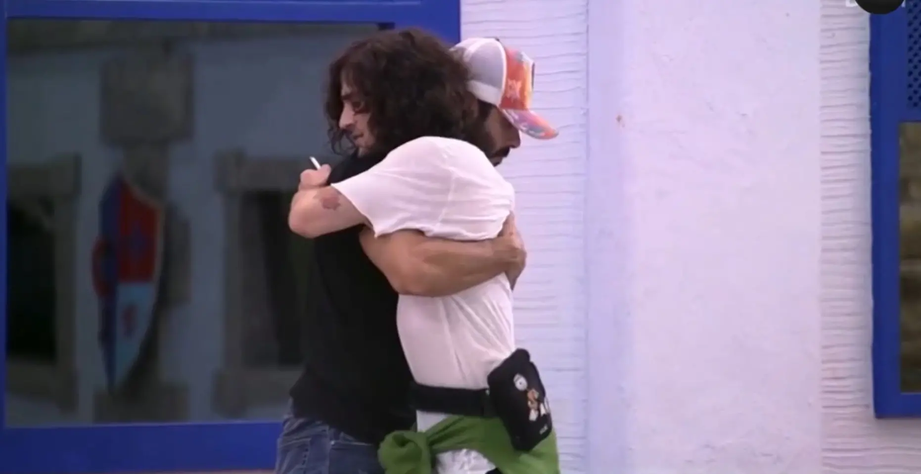 Imagem da notícia: Rodolffo chora no BBB 21 e pede desculpa a Fiuk: 'Fiz uma brincadeira idiota'
