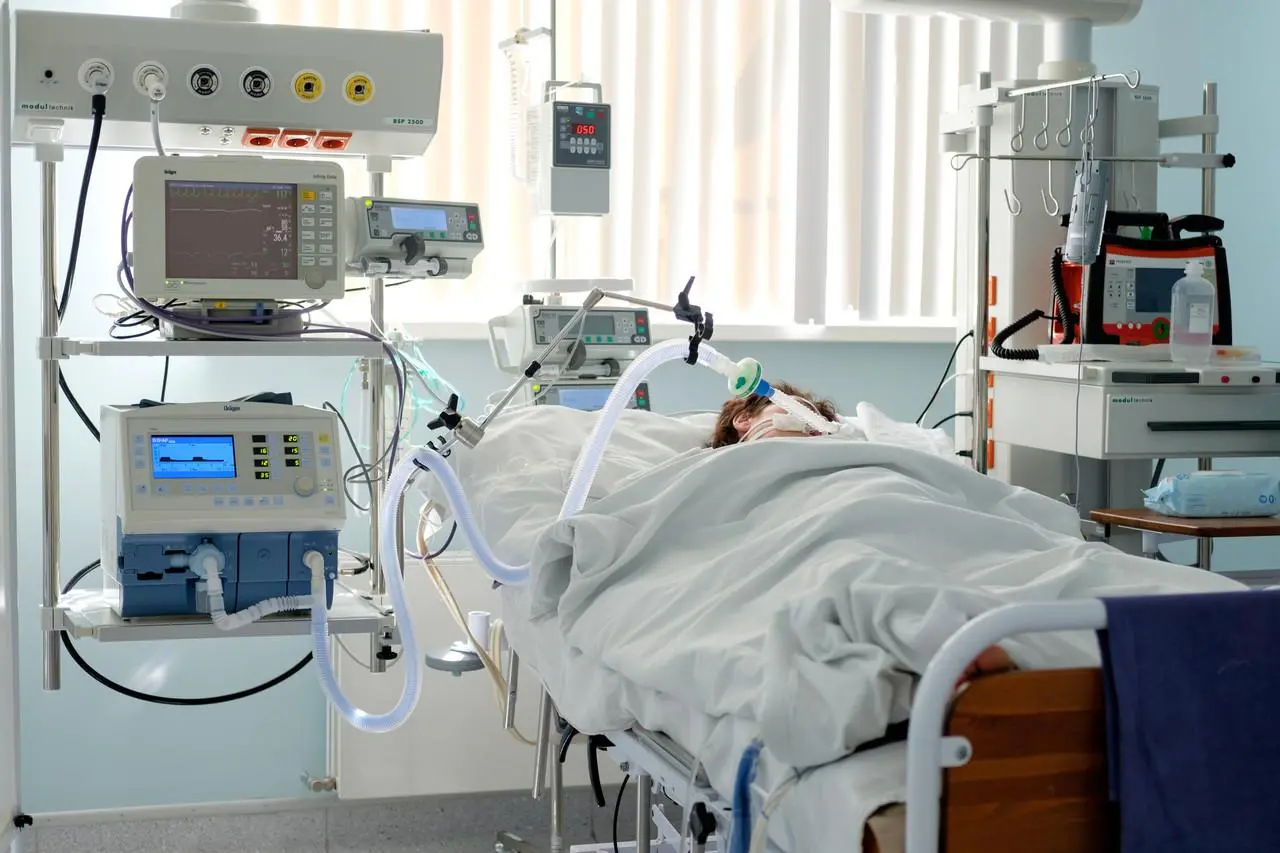 Imagem da notícia: Falta de medicamentos de intubação pode afetar 
