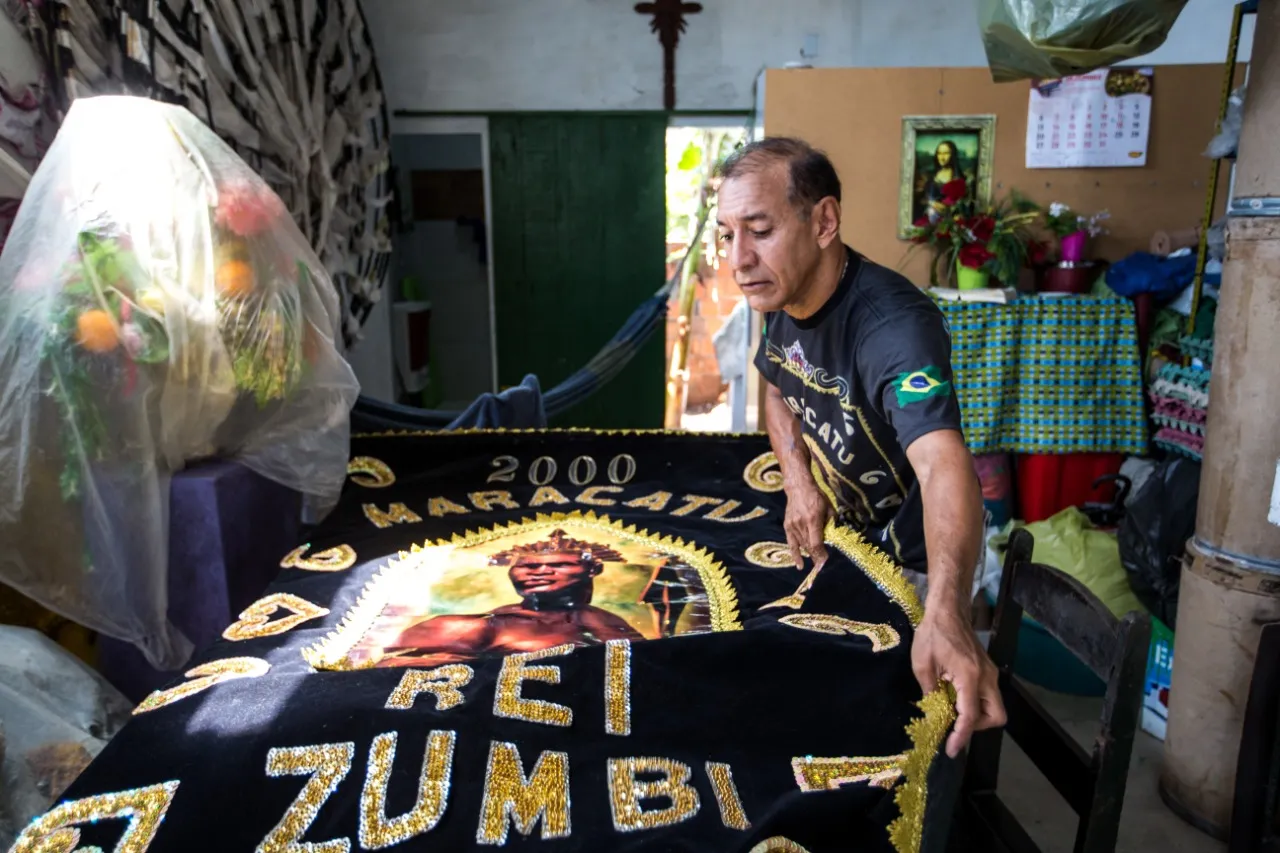 Teonildo Lima, presidente do Maracatu Rei Zumbi, quase desiste da agremiação este ano, por falta de recursos