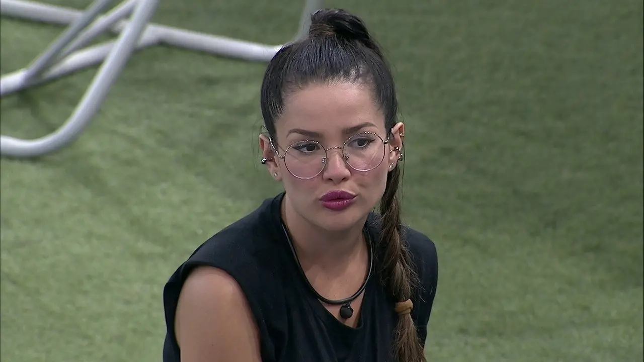 Imagem da notícia: Twitter de Juliette do BBB 21 é suspenso e famosos prestam apoio nas redes sociais 
