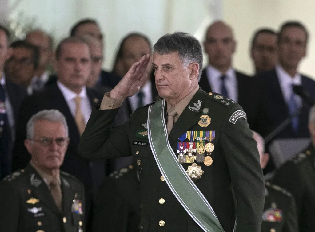General Edson Leal Pujol comandava o Exército desde o início do Governo Bolsonaro. Junto dele, também saíram os chefes da Marinha e da Aeronáutica