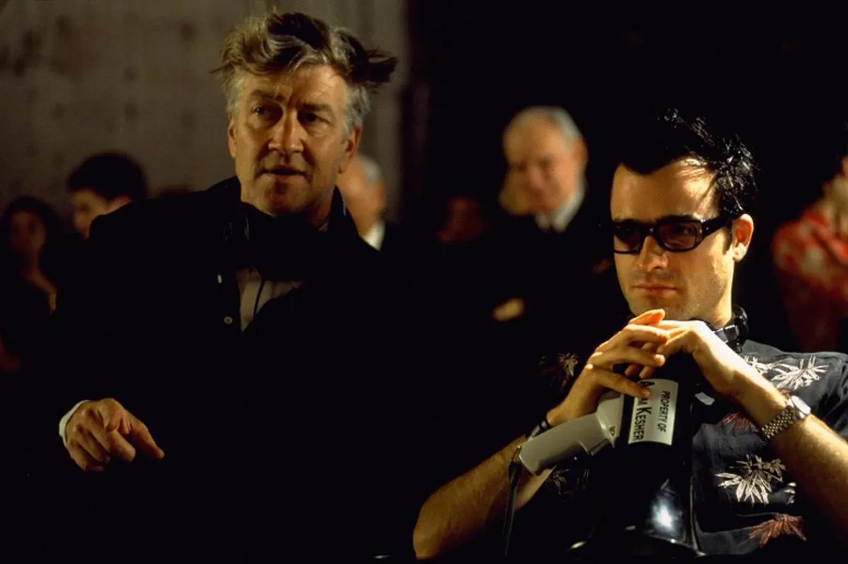 David Lynch dirige o ator Justin Theroux, em 