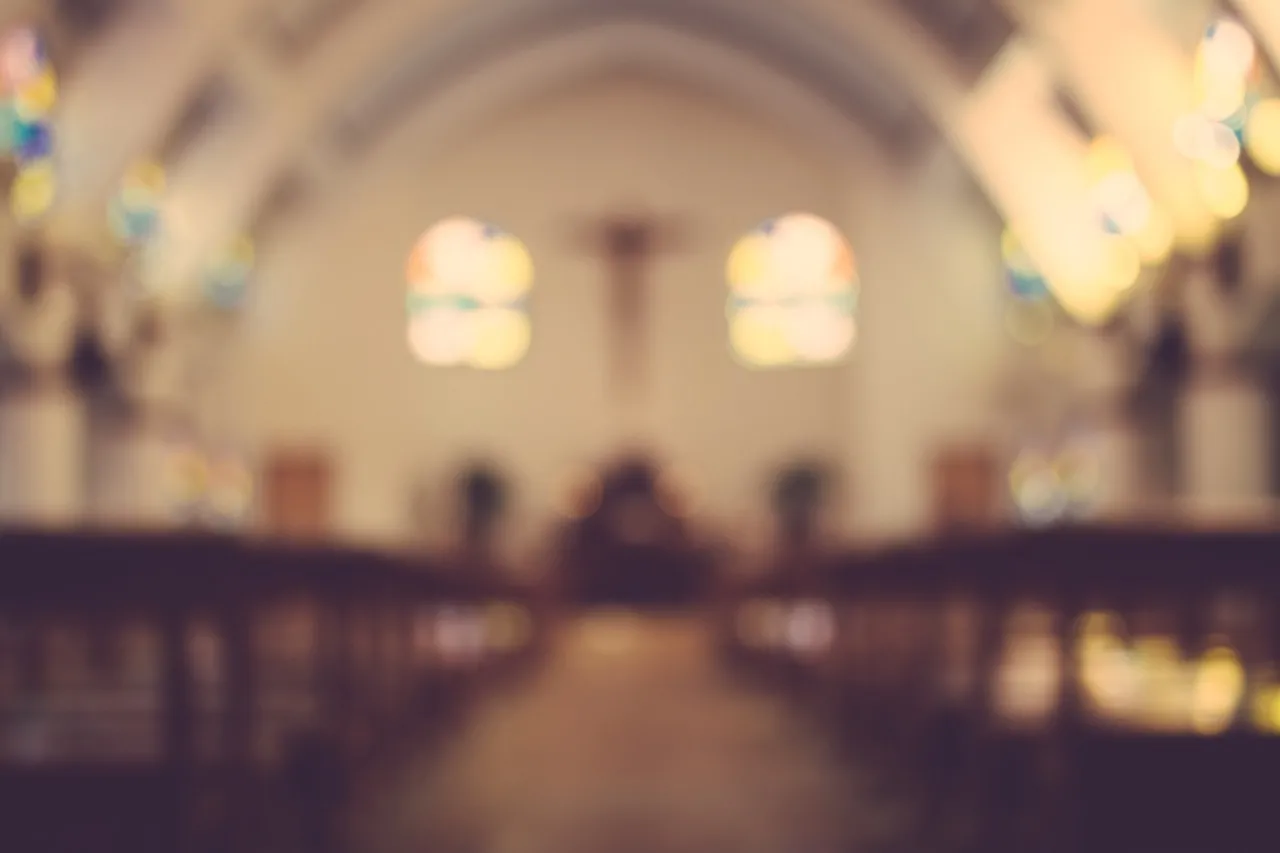A característica de um Estado laico (a laicidade) implica a ideia de que governos não se regem por religião