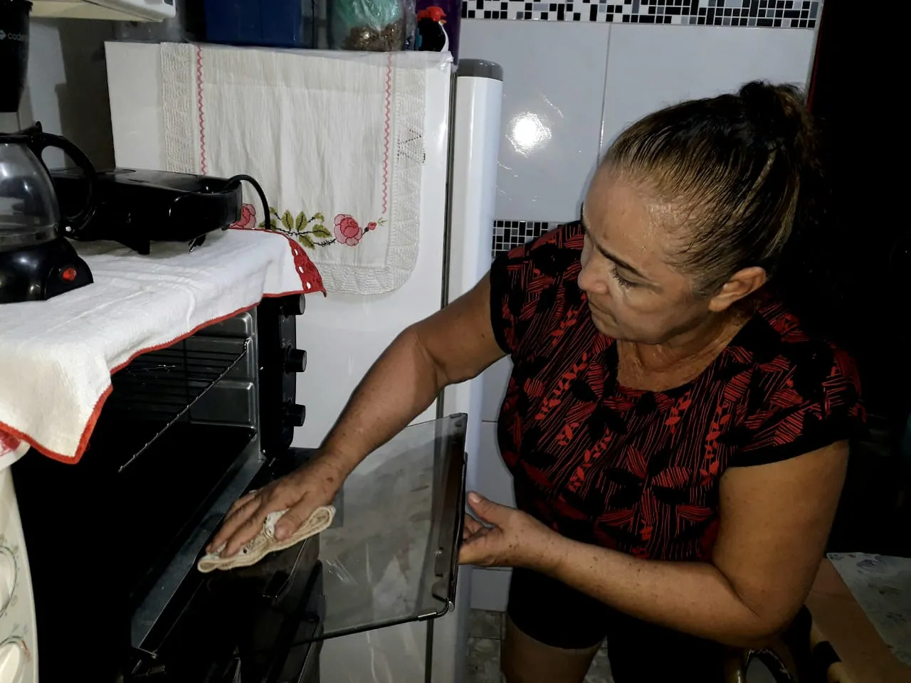 Autônoma, Zuleide Souza de Lima se desdobra para trabalhar e cuidar da casa