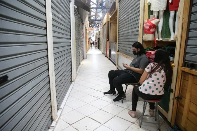 Imagem da notícia: Três a cada cinco cearenses perderam renda com a pandemia, aponta pesquisa