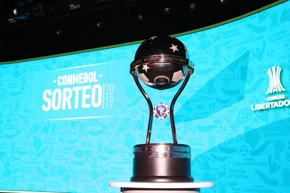 A Copa Sul-Americana mudou de formato em 2021, com adoção de fase de grupos