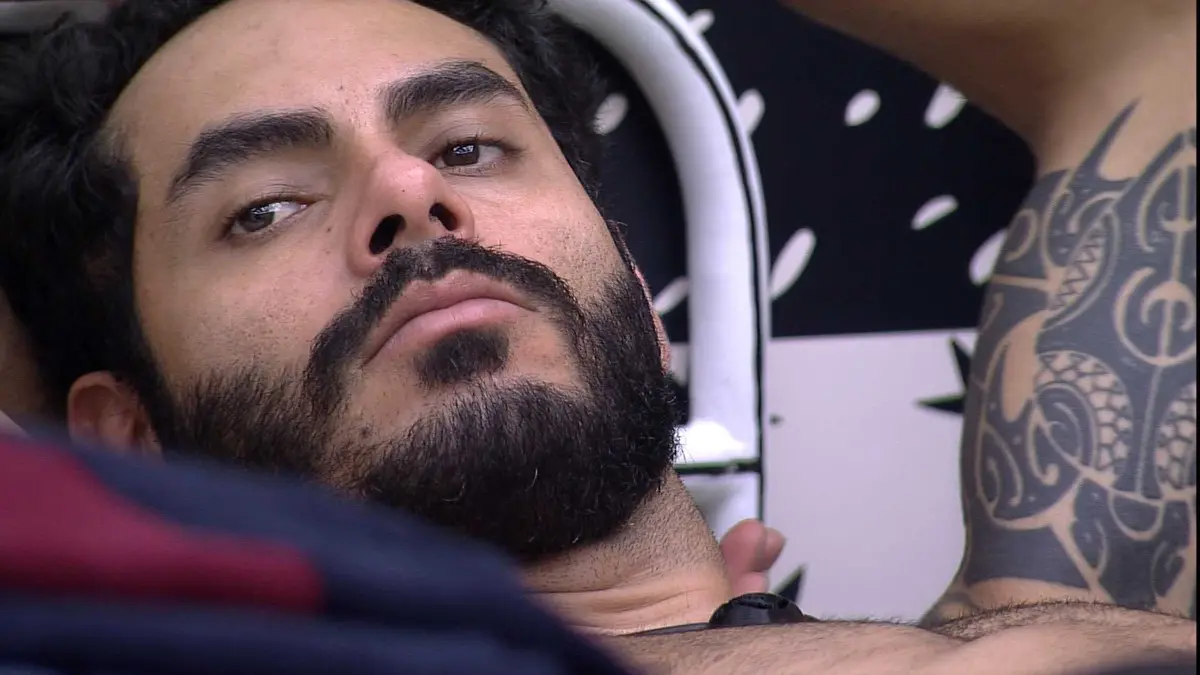 Imagem da notícia: Após resultado apertado, enquete do Diário aponta Rodolffo eliminado do BBB 21 com 47,1% dos votos