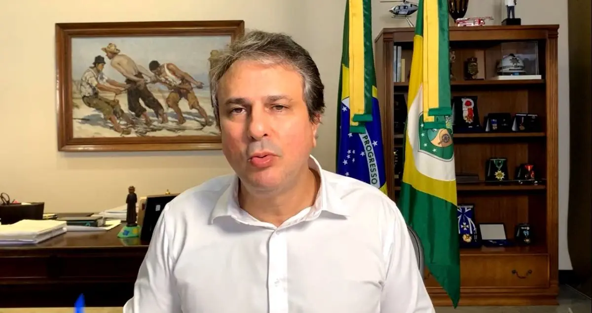 Imagem da notícia: Camilo Santana anuncia auxílio cesta básica de R$ 200 a 150 mil pessoas, entre ambulantes e taxistas