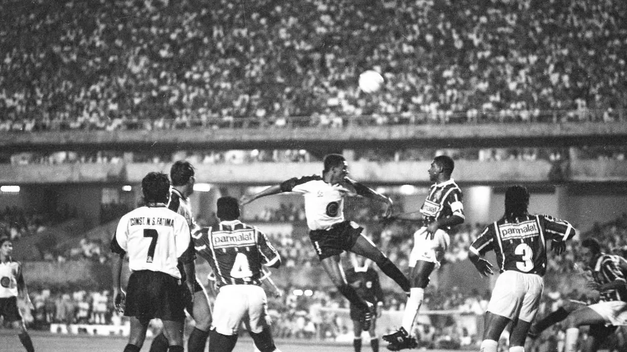 Em 1994, o Ceará eliminou o Palmeiras da era Parmalat comandado por Vanderlei Luxemburgo, em São Paulo