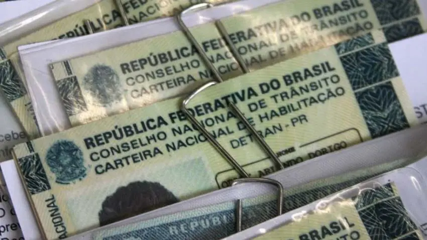 Imagem da notícia: Novas regras da CNH começam a valer nesta segunda (12); veja o que muda