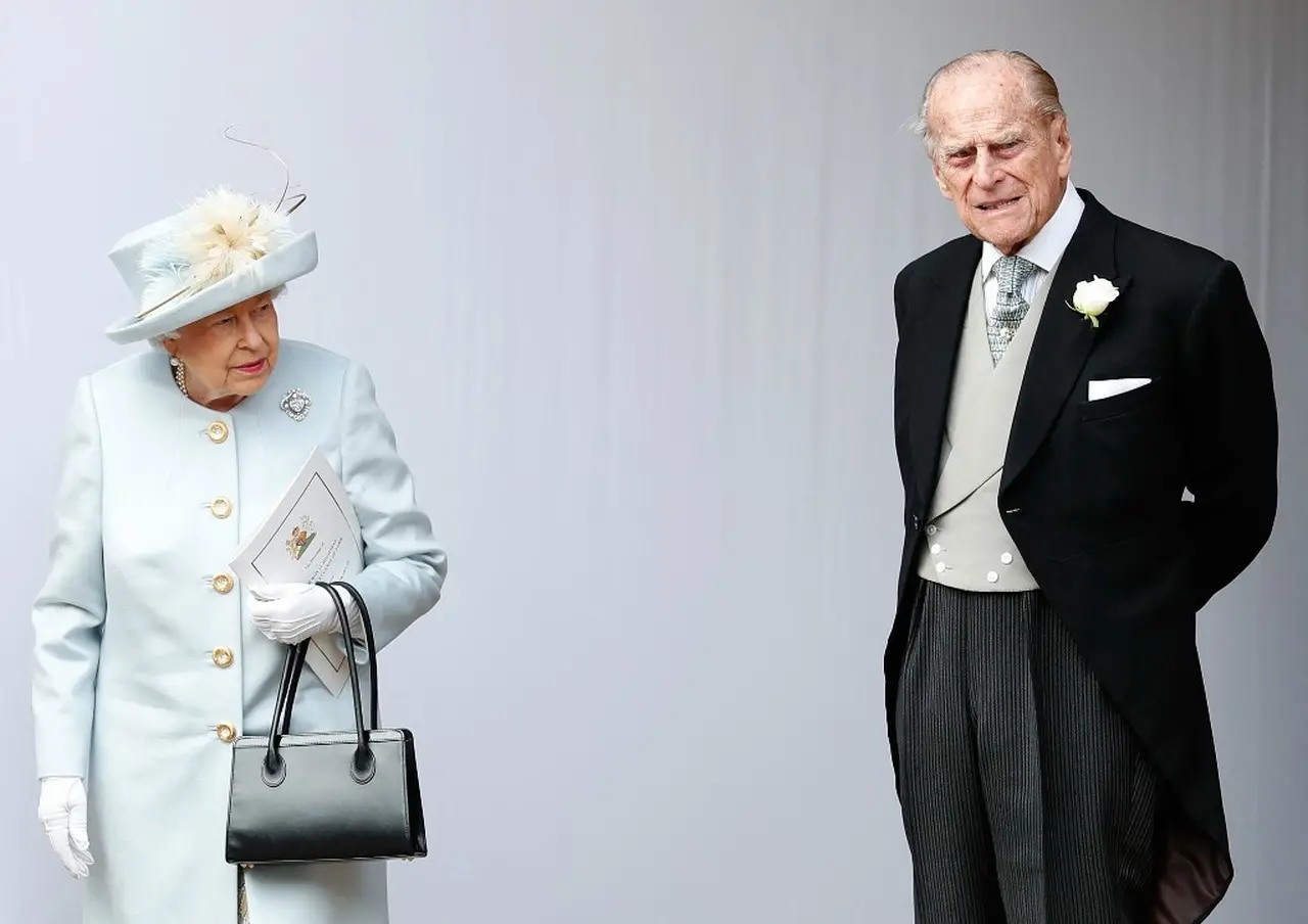 Imagem da notícia: Morre príncipe Philip, marido da rainha Elizabeth II, aos 99 anos