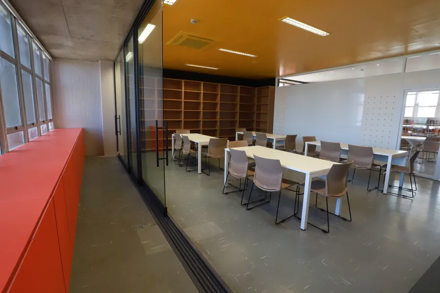 Uma das salas que servirão aos laboratórios de formação da Bece