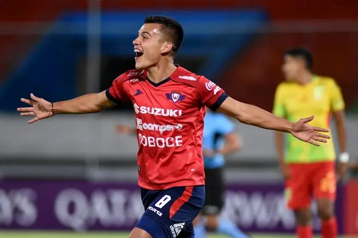 Imagem da notícia: Jorge Wilstermann divulga relacionados; estrangeiros são destaques