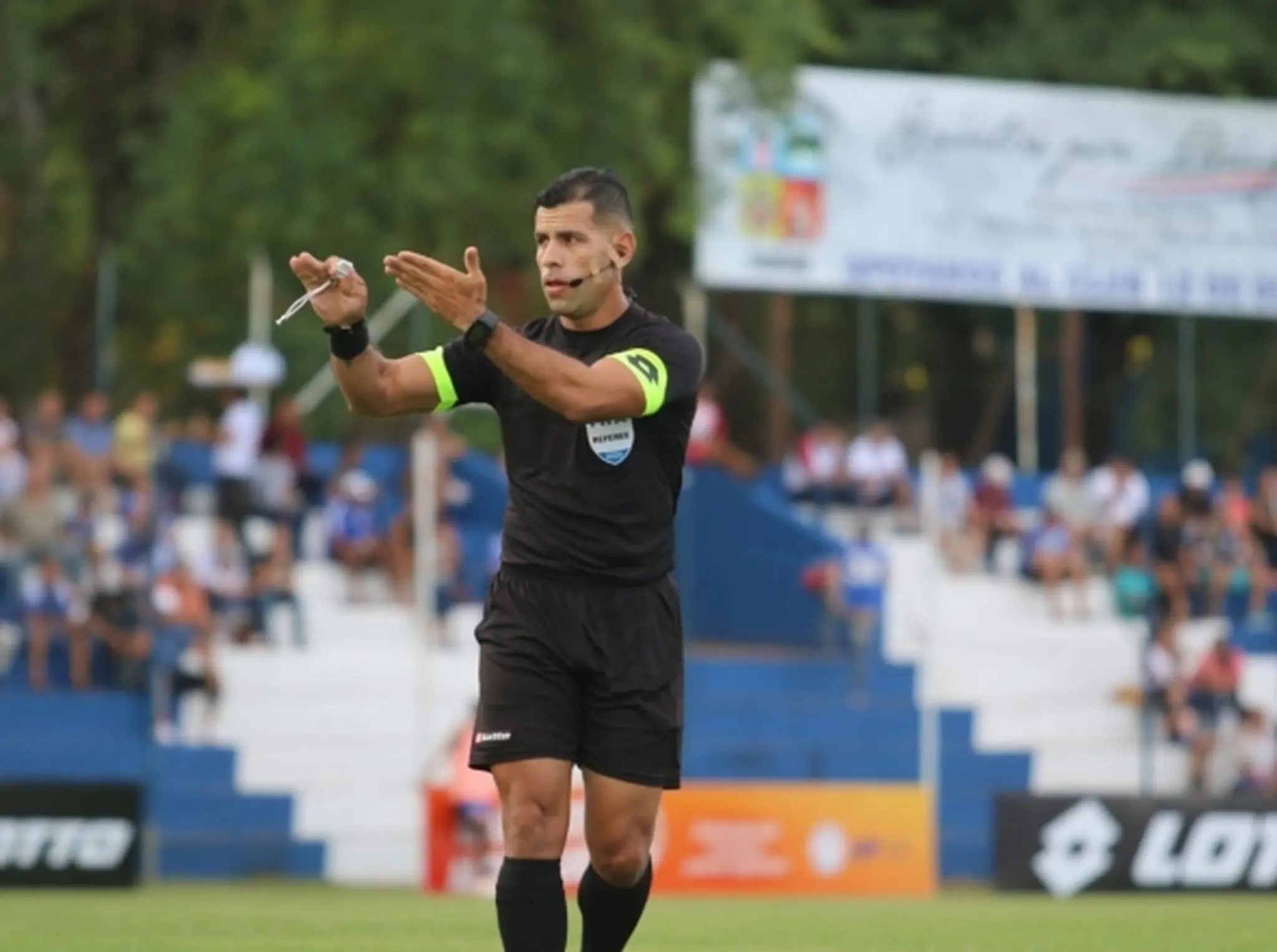 Imagem da notícia: Arsenal de Sarandí X Ceará será comandado por árbitro paraguaio