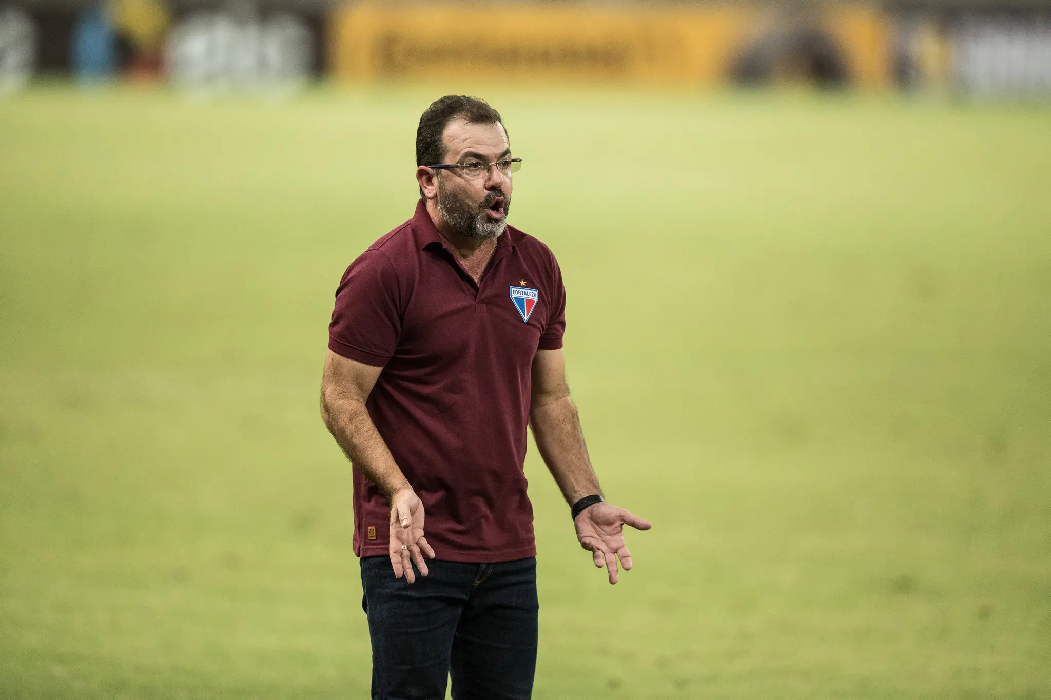 Imagem da notícia: Enderson diz que tinha respaldo no Fortaleza e não esperava demissão: 