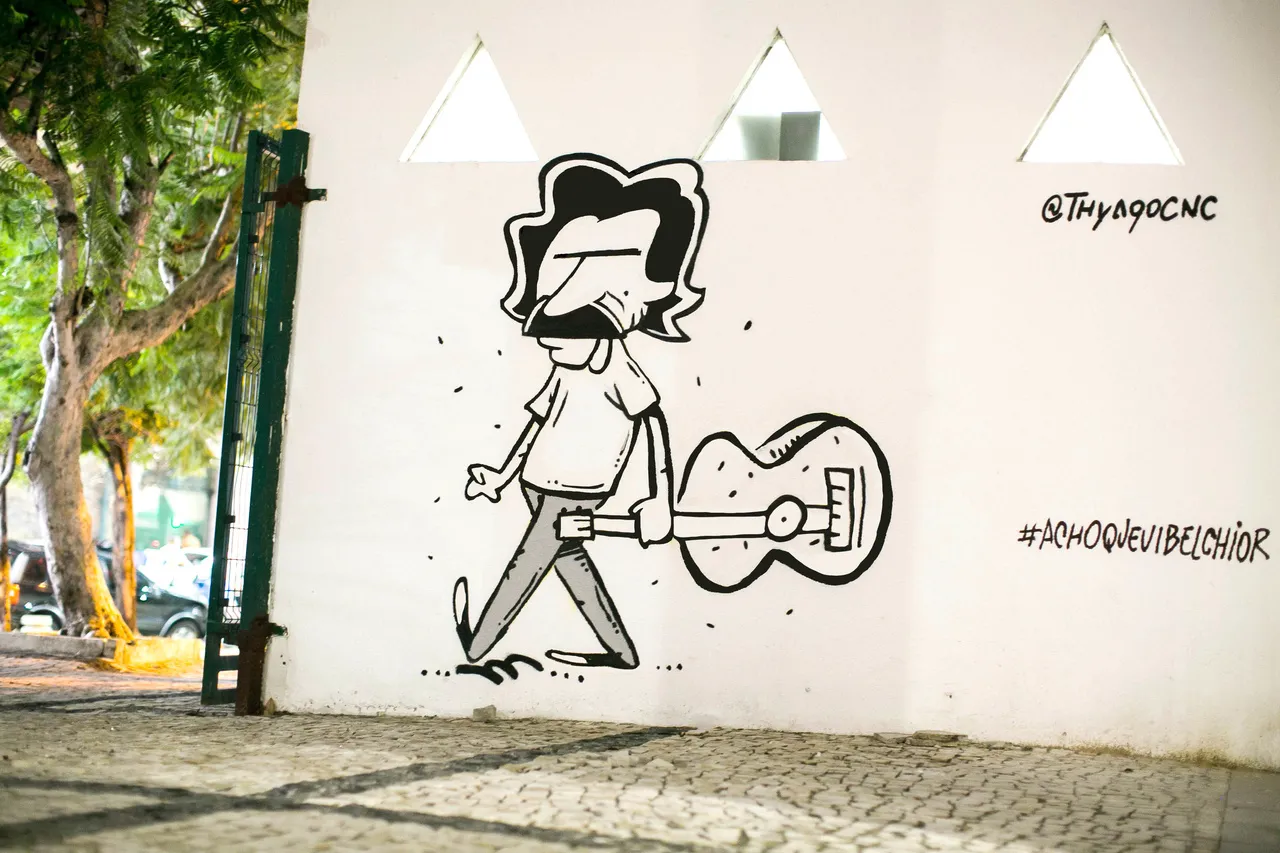 Belchior: avistado pelas ruas de Fortaleza, na arte de Thyagão