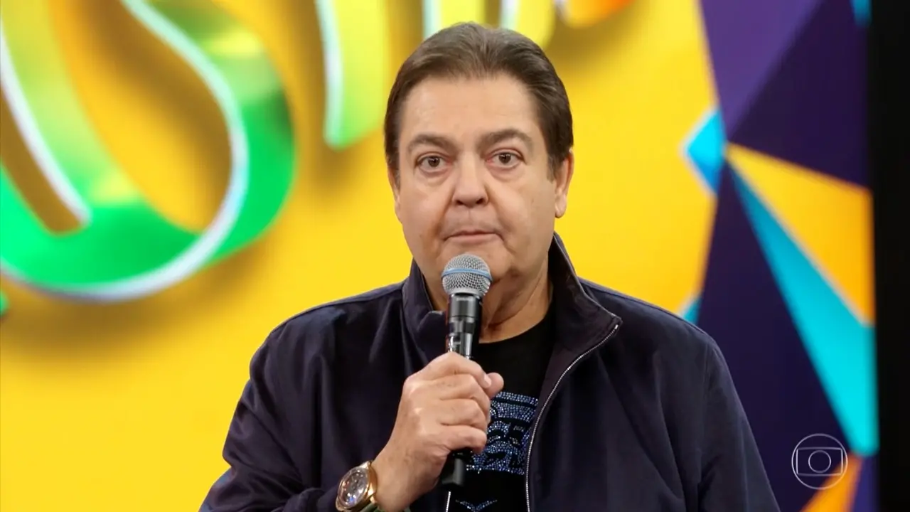 Imagem da notícia: Faustão fecha com a Band e deve assinar contrato na próxima semana, diz colunista
