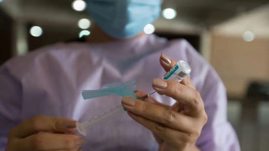 Imagem da notícia: MP dá 24 horas para 18 cidades do Ceará indicarem como garantirão 2ª dose de vacina contra Covid