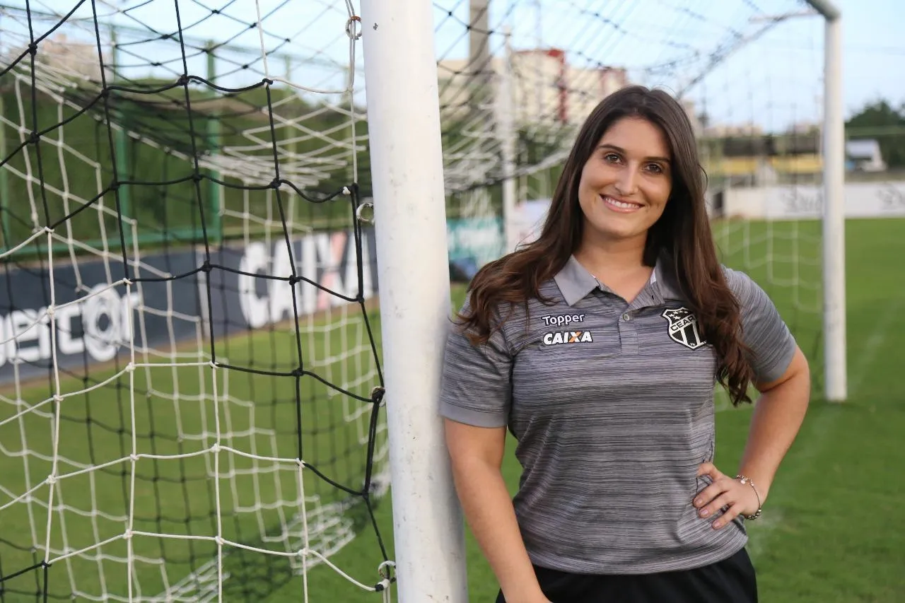 Camila Mazetto fala sobre preparação física do Ceará e adaptações no cardápio dos atletas