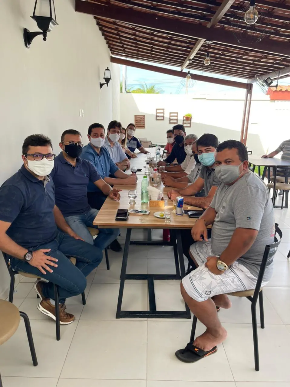 Imagem da notícia: Alvo de três CPIs, prefeito de Juazeiro inicia movimento para ter 14 vereadores na base do governo