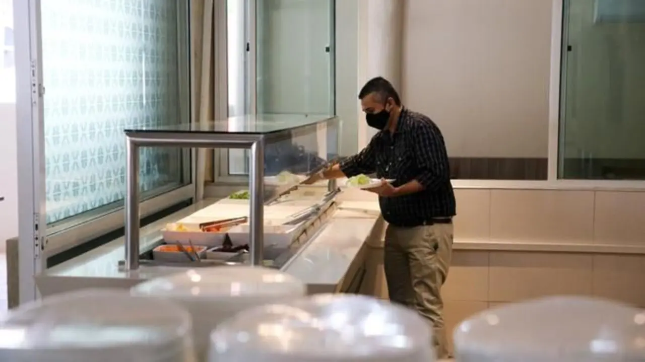 Imagem da notícia: Comércio e restaurantes estão sem conseguir pagar as contas, apontam empresários 