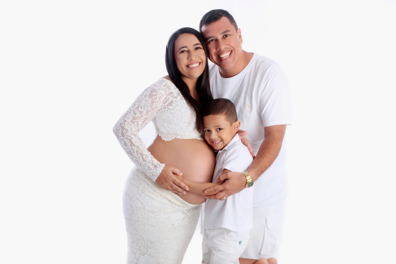 Roseanne + Catarina, o filho João Neto e o esposo Otávio
