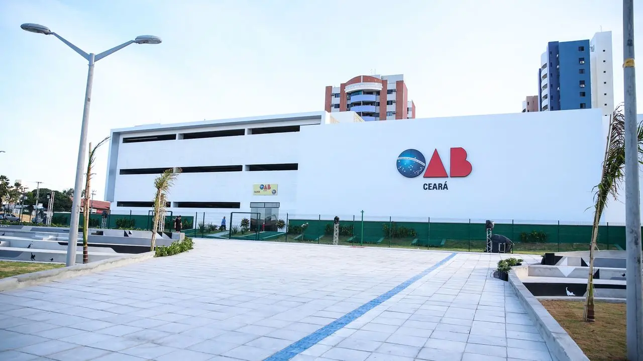 Imagem da notícia: Advogados do Ceará contam com posto exclusivo para atendimento do INSS