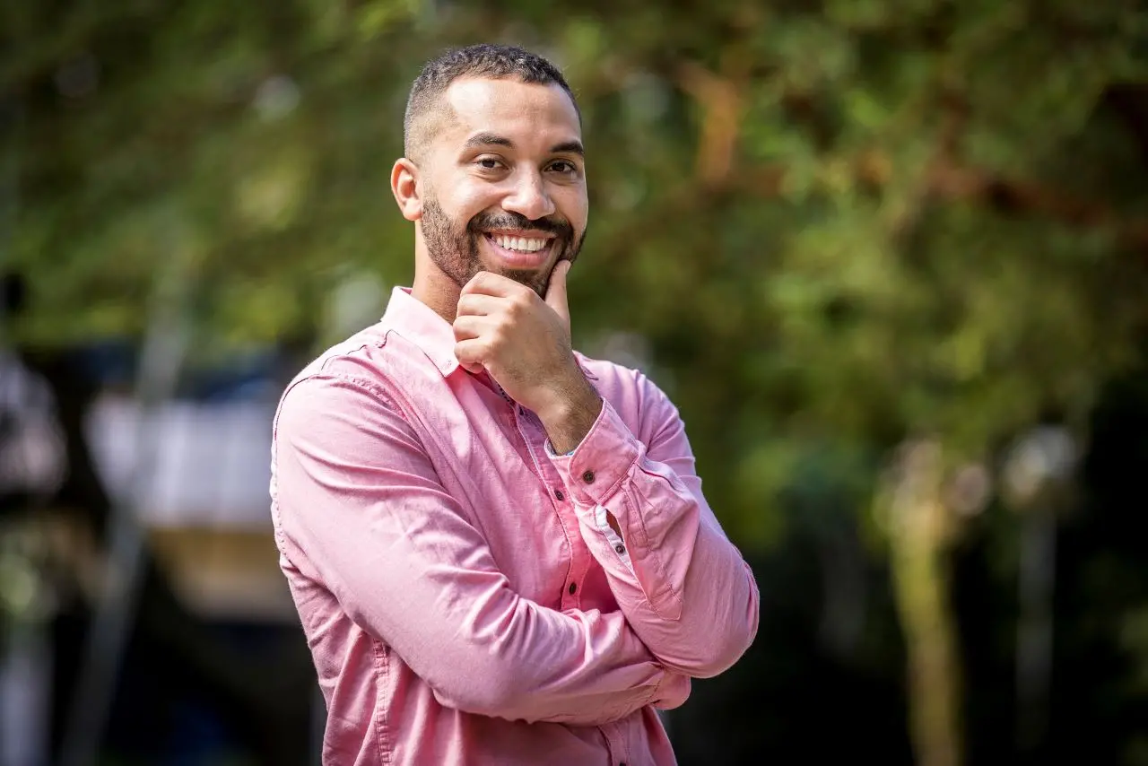 Imagem da notícia: Ex-BBB Gil do Vigor é contratado pela TV Globo