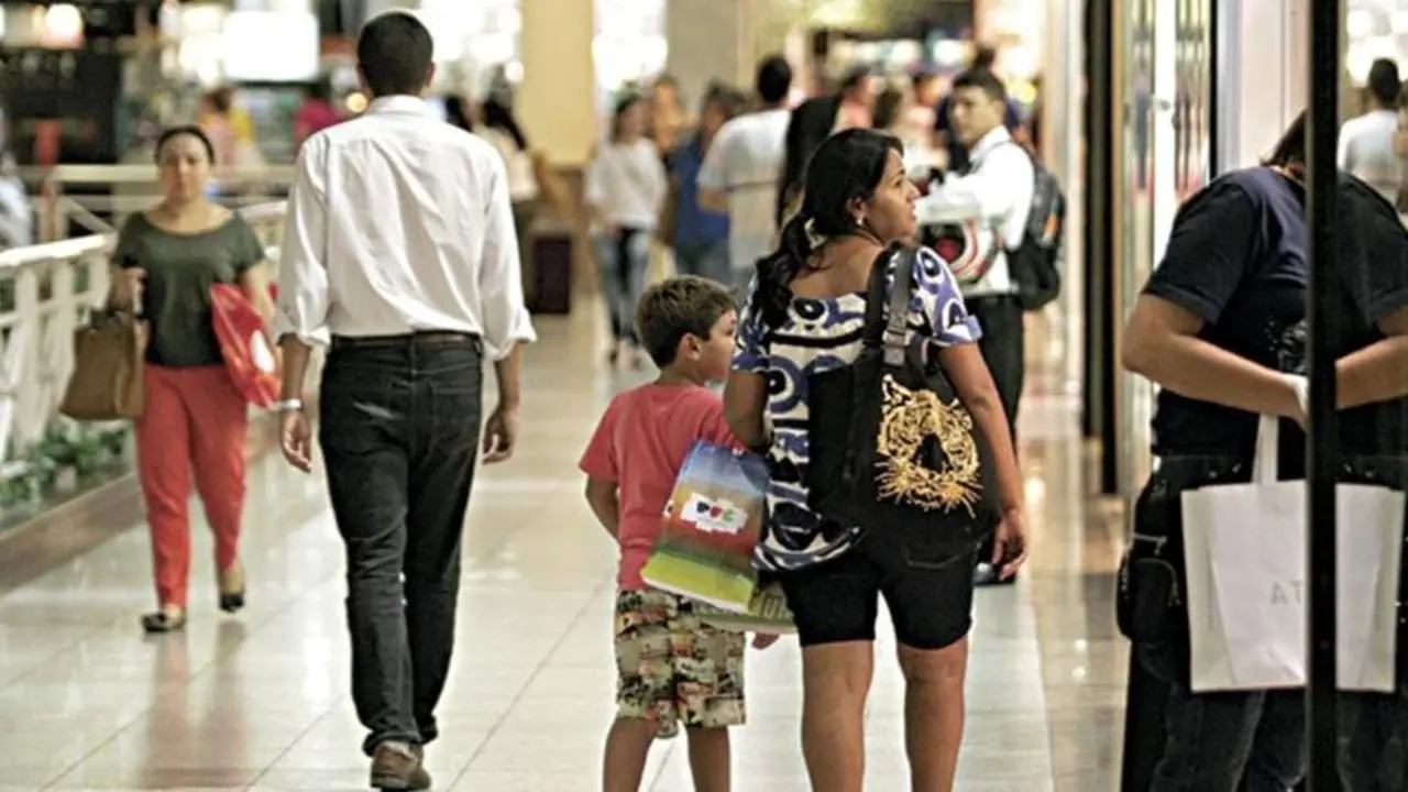 Imagem da notícia: Faturamento do varejo no Ceará cresce 79,5% no Dia das Mães; 3ª maior alta do País