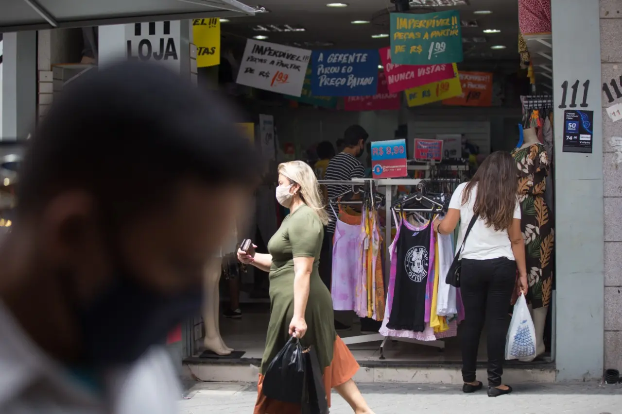 Imagem da notícia: Comércio e restaurantes otimistas sobre ampliação de horário em novo decreto do Ceará