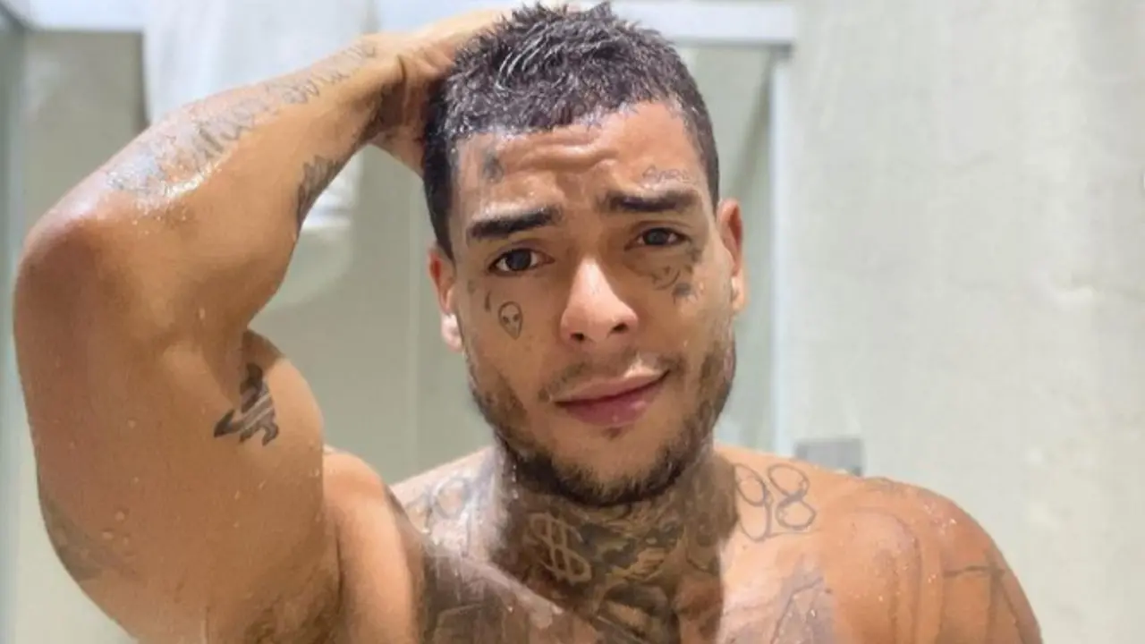 Imagem da notícia: MC VK nega acusações de que incentivou MC Kevin a pular de varanda: 'estão me caluniando'