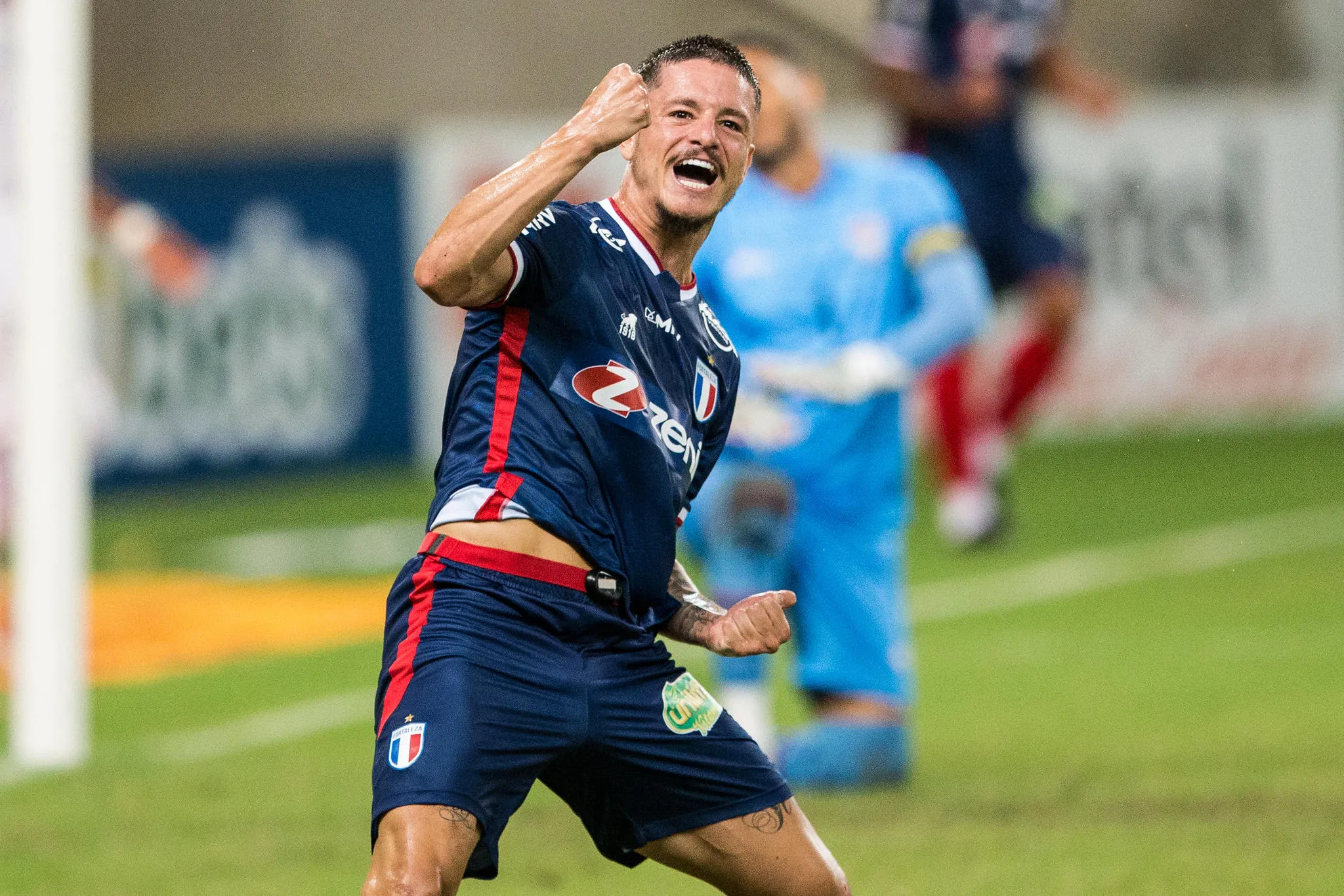 Lucas Crispim foi a primeira contratação do Fortaleza para 2021
