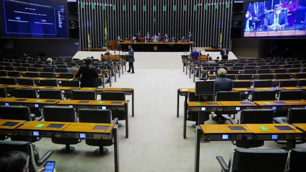 Imagem da notícia: Câmara aprova descontos maiores para renegociação de dívidas com Finor