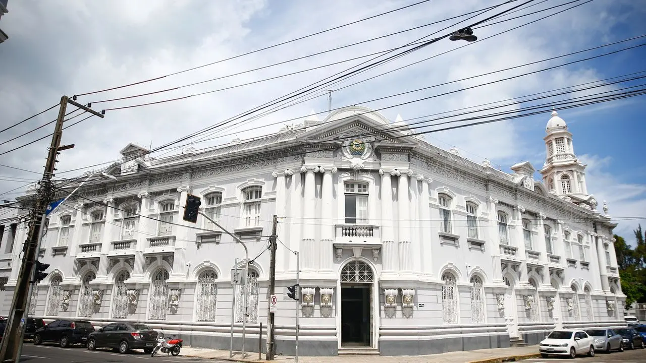 Imagem da notícia: Financiamento de quase R$ 1 bi chega aos cofres estaduais na próxima semana