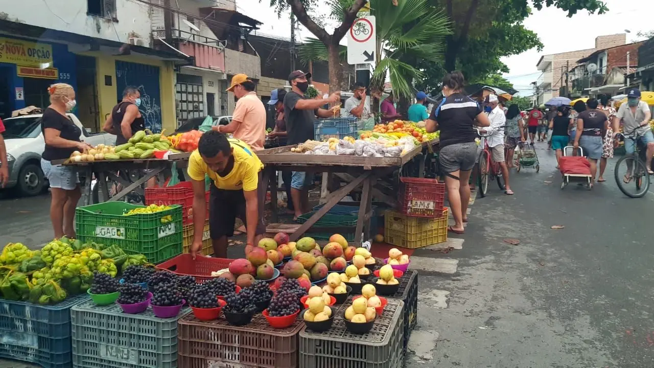 Feira livre de alimentos