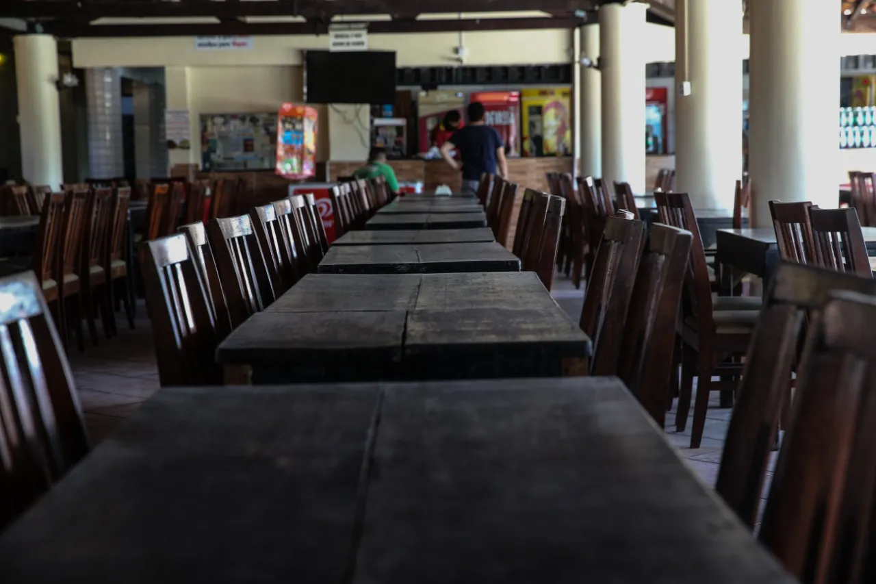 Bares e restaurantes são um dos segmentos mais prejudicados pela pandemia, segundo Gastão